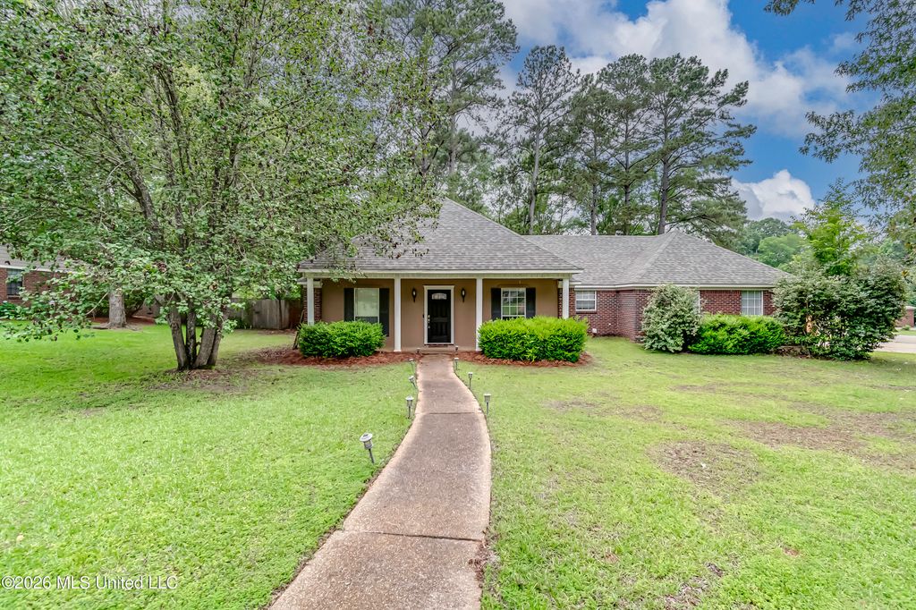 133 Oak Ridge Circle, Madison, MS 39110