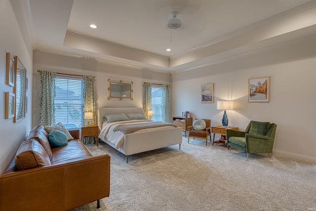 2081 Chadwick Drive, Newburgh, IN 47630