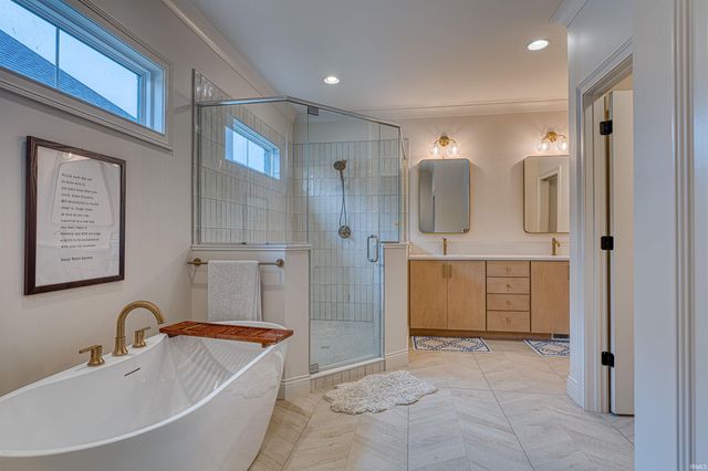 2081 Chadwick Drive, Newburgh, IN 47630