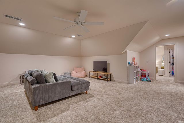 2081 Chadwick Drive, Newburgh, IN 47630