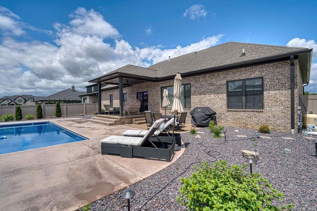 2081 Chadwick Drive, Newburgh, IN 47630