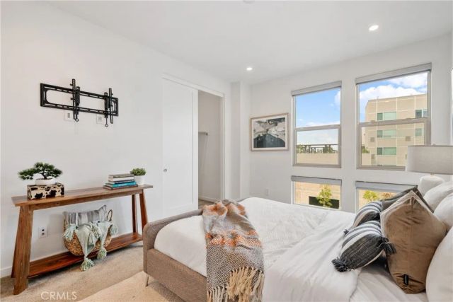 339 Placemark, Irvine, CA 92614