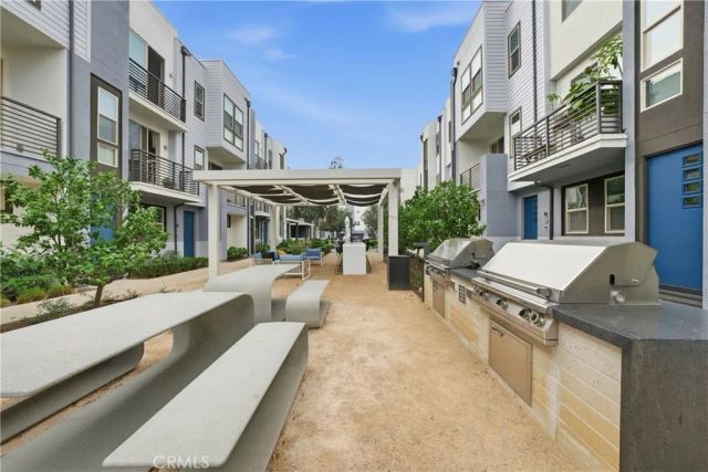 339 Placemark, Irvine, CA 92614