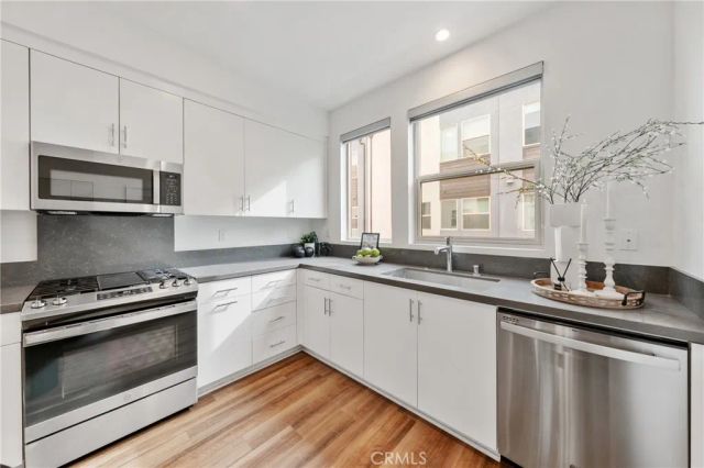 339 Placemark, Irvine, CA 92614