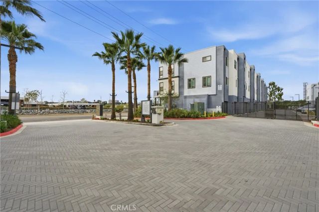 339 Placemark, Irvine, CA 92614