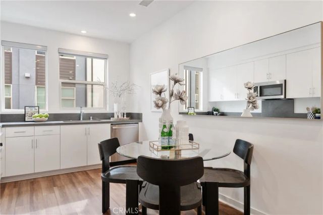 339 Placemark, Irvine, CA 92614