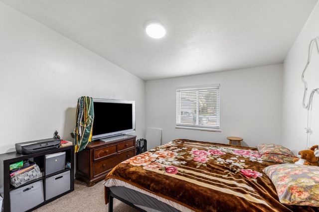 3729 Milton Way, North Highlands, CA 95660