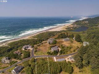 31 Sahhali Dr, Neskowin, OR 97149