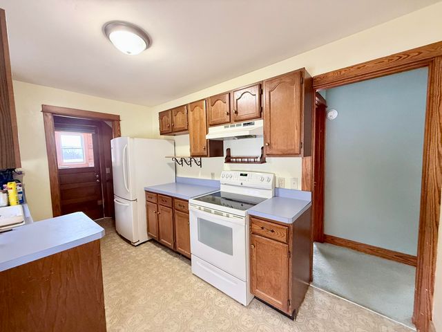 5 Leonard Avenue, Plattsburgh, NY 12901