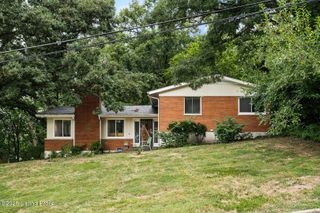 609 Wilderness Rd, Louisville, KY 40214