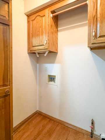 4645 E Blackthorne Lane, Springfield, MO 65809