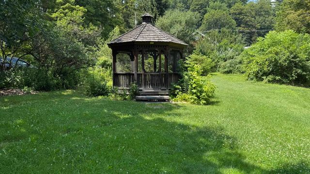 6 Crescent Street, Randolph, VT 05060