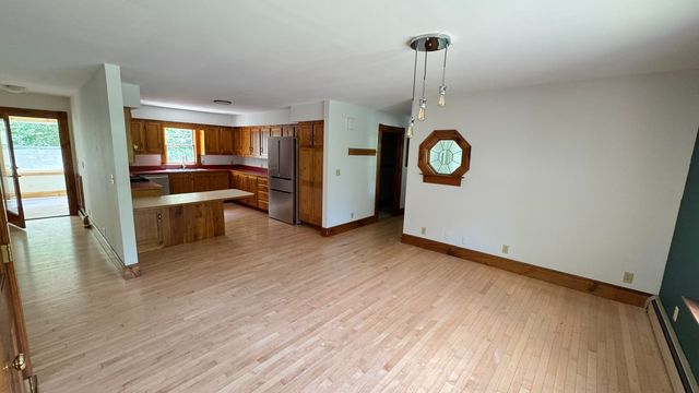 6 Crescent Street, Randolph, VT 05060