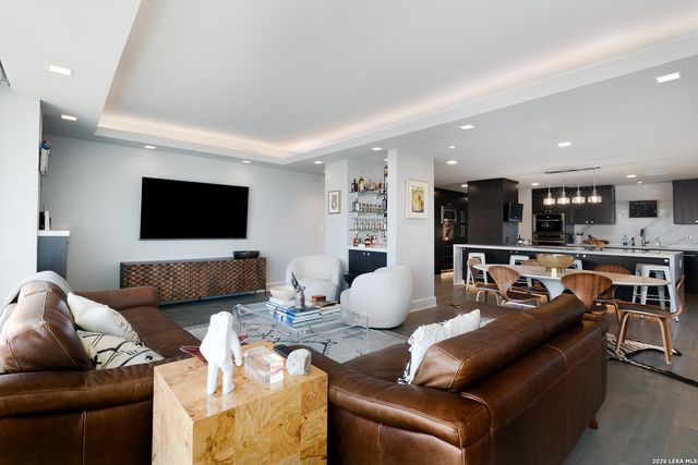 700 E Hildebrand Ave Apt 1301, San Antonio, TX 78212