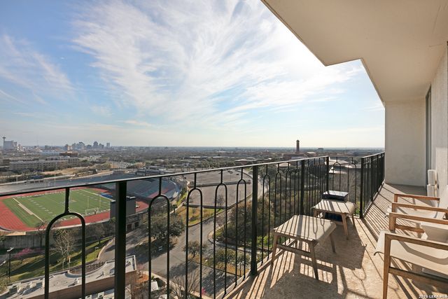 700 E Hildebrand Ave Apt 1301, San Antonio, TX 78212