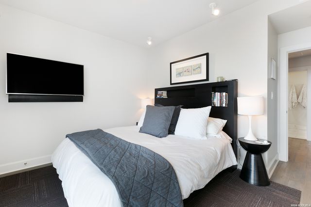 700 E Hildebrand Ave Apt 1301, San Antonio, TX 78212