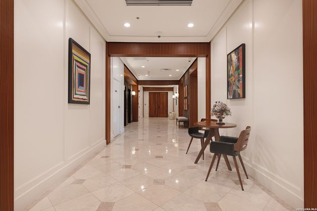 700 E Hildebrand Ave Apt 1301, San Antonio, TX 78212