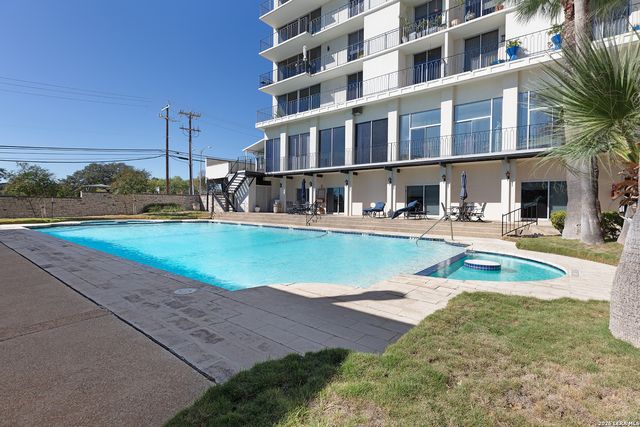 700 E Hildebrand Ave Apt 1301, San Antonio, TX 78212