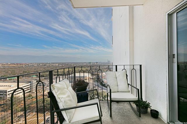 700 E Hildebrand Ave Apt 1301, San Antonio, TX 78212