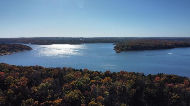 22684 Forest Lane, Hermitage, MO 65668