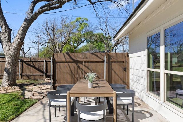 5213 Buffalo PASS, Austin, TX 78745