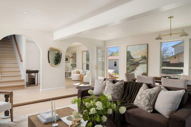 5213 Buffalo PASS, Austin, TX 78745