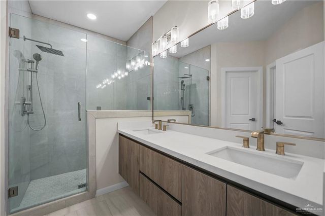 2516 Venice Avenue, Edinburg, TX 78542