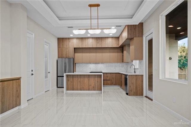 2516 Venice Avenue, Edinburg, TX 78542