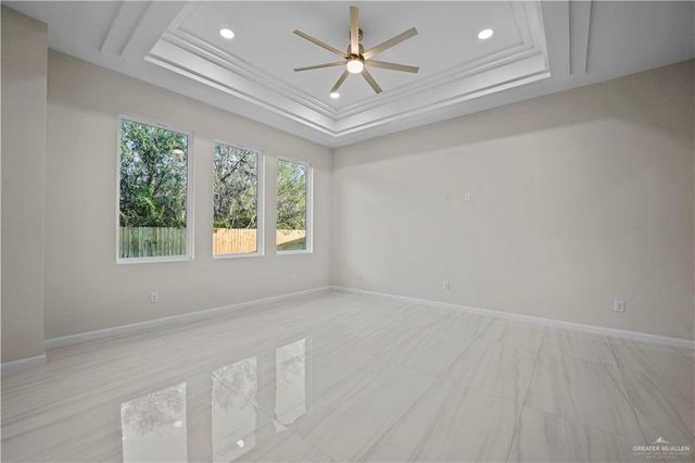 2516 Venice Avenue, Edinburg, TX 78542