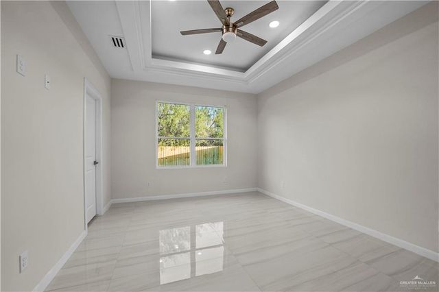 2516 Venice Avenue, Edinburg, TX 78542