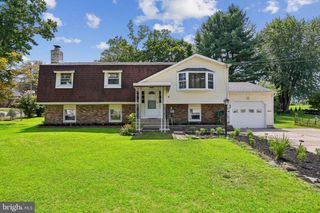 254 MILL ST, Mount Holly, NJ 08060