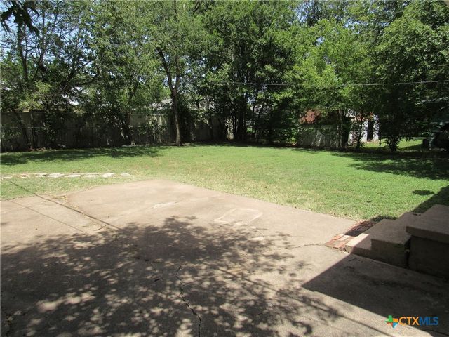 1701 Elkins, Killeen, TX 76541