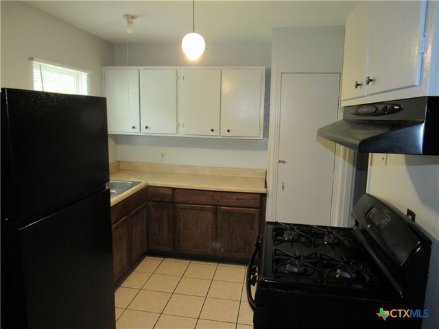 1701 Elkins, Killeen, TX 76541