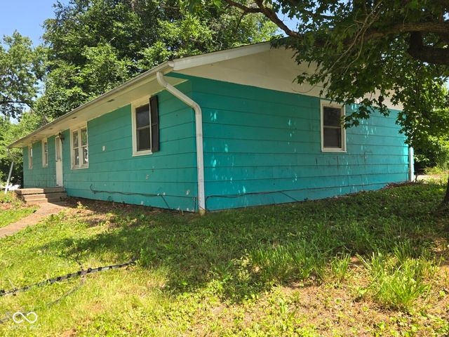 66 E Posey Street, Brazil, IN 47834