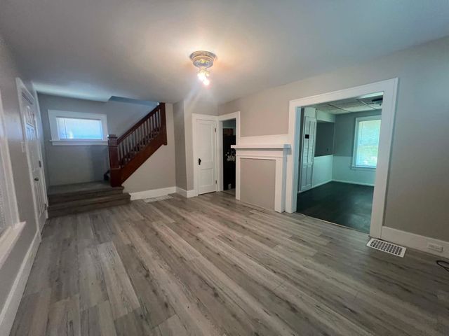 1252 W 11TH Street, Erie, PA 16502