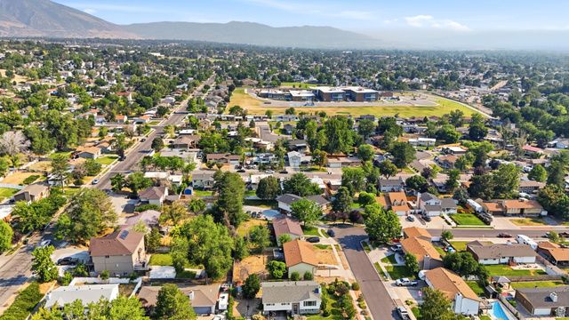 9545 S ROBINS WAY, Sandy, UT 84094