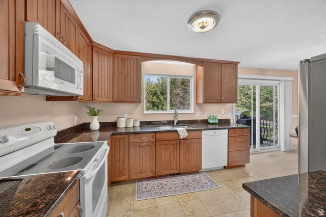 9545 S ROBINS WAY, Sandy, UT 84094