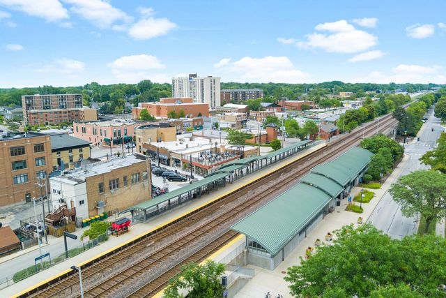 103 Orchard Terrace 103, Lombard, IL 60148