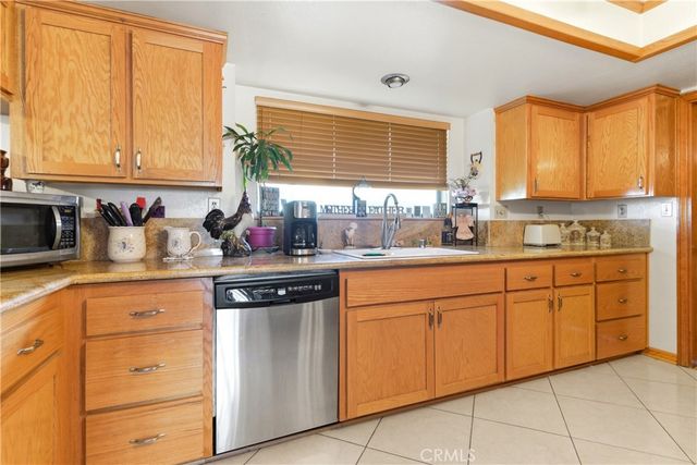 11468 Kiowa, Apple Valley, CA 92308