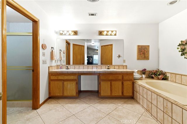 11468 Kiowa, Apple Valley, CA 92308
