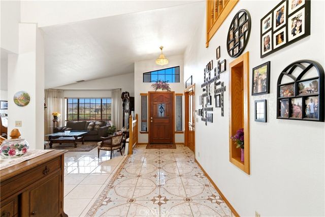 11468 Kiowa, Apple Valley, CA 92308