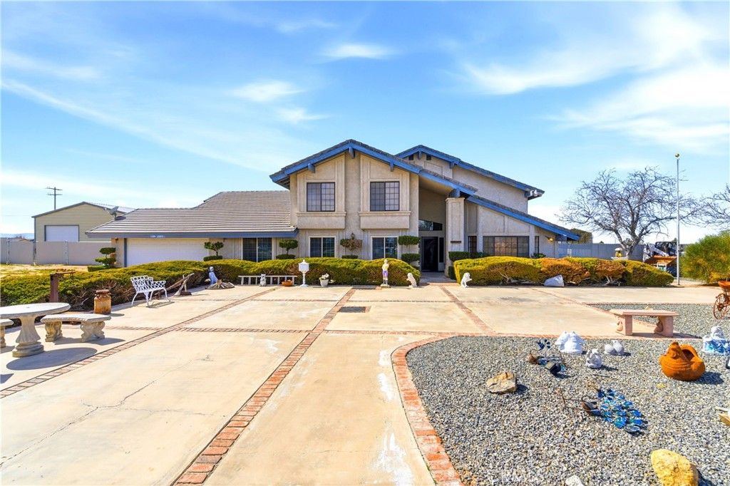 11468 Kiowa, Apple Valley, CA 92308