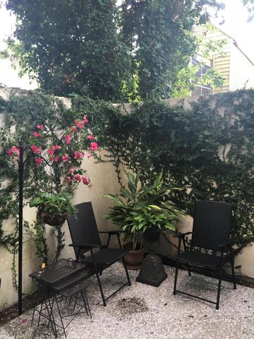 17 West Street, Charleston, SC 29401