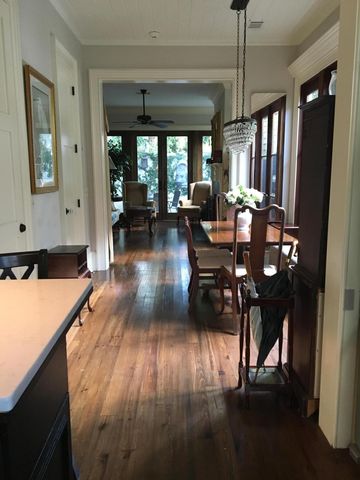 17 West Street, Charleston, SC 29401