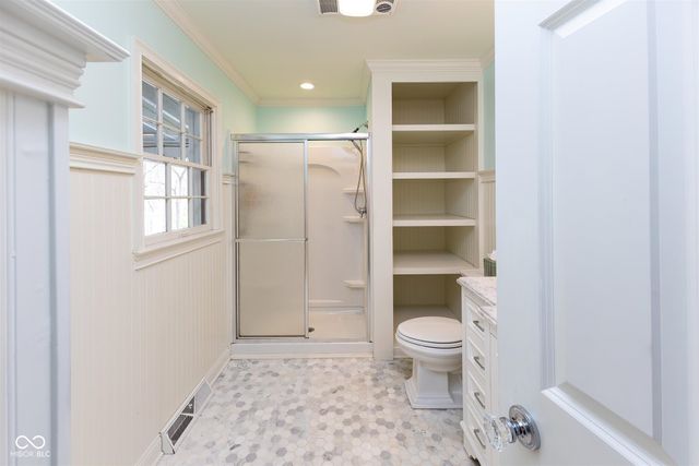 8650 Fall Creek Road, Indianapolis, IN 46256