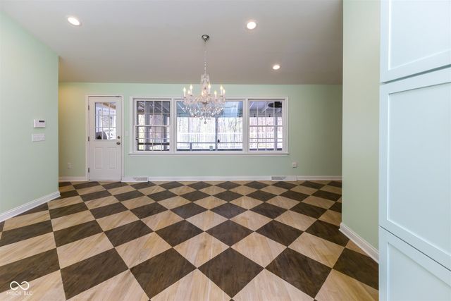 8650 Fall Creek Road, Indianapolis, IN 46256