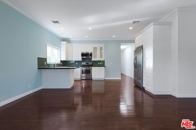 809 N La Jolla Avenue, Los Angeles, CA 90046