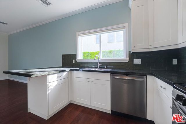 809 N La Jolla Avenue, Los Angeles, CA 90046