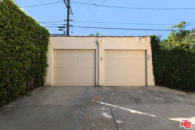 809 N La Jolla Avenue, Los Angeles, CA 90046