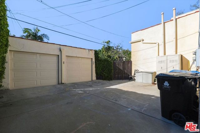 809 N La Jolla Avenue, Los Angeles, CA 90046